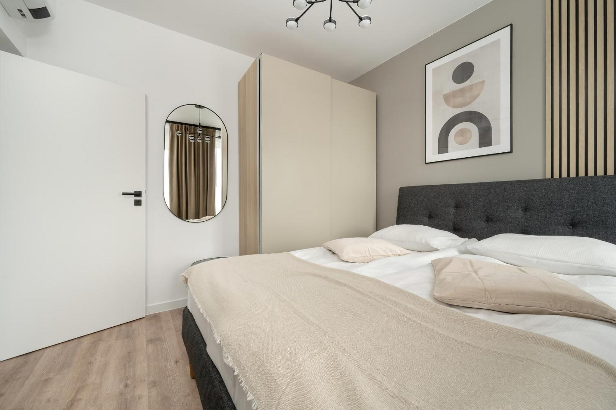 Apartamenty Zwycieska Z Klimatyzacja, Free Garage Wroclaw By Noclegi Renters Exterior foto